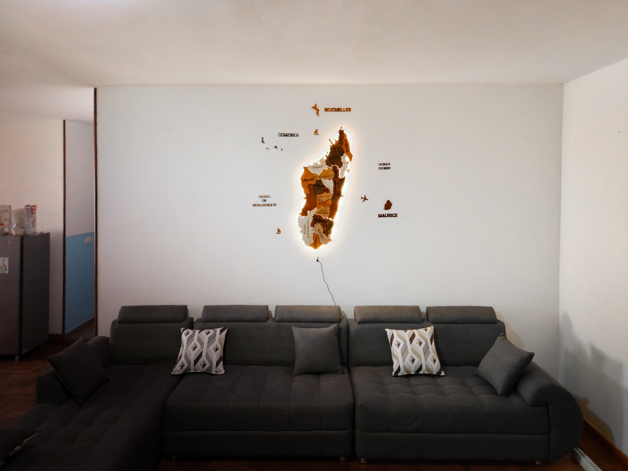 Carte murale de MADAGASCAR en bois rétro-éclairée - Image 2