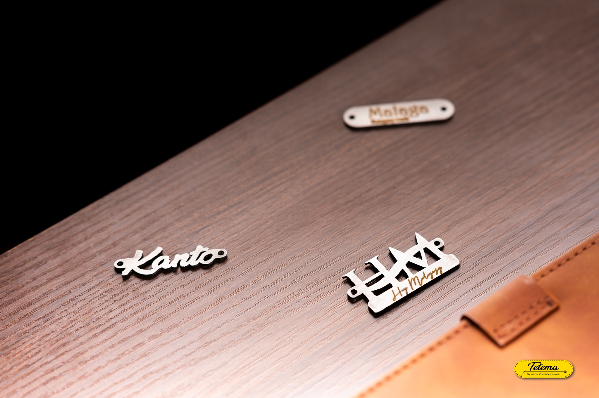 Etiquette en métal - Image 2